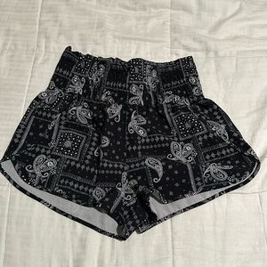 Bandana‎ Print Shorts